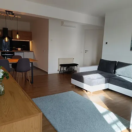 In The 2 Apartament Sopron